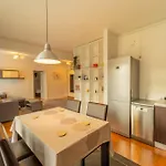 Apartmán Cozy Semi-central With Free Parking And Workspace Kluž