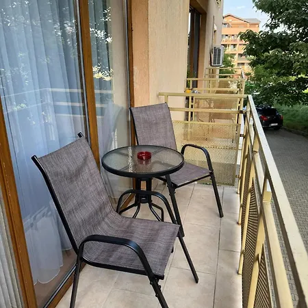 شقة Cozy Semi-central With Free Parking And Workspace كلوج-نابوكا