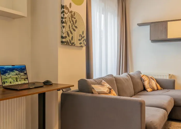 Cozy Semi-central With Free Parking And Workspace * Cluj-Napoca